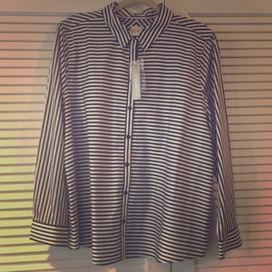 NWT Chico’s Black White Stripe No Iron Shirt 3.5